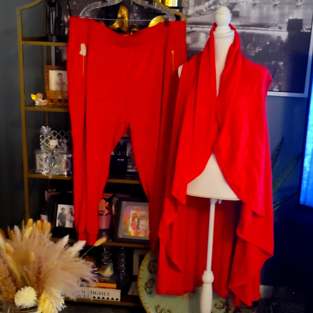 Two peace velour high low duster and jogger